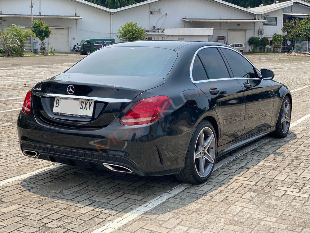 Mobil Mercedes-Benz C-Class 2018