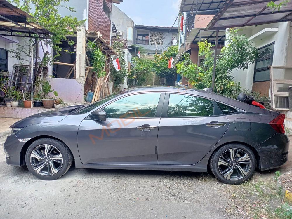 Mobil Honda Civic Sedan 2019