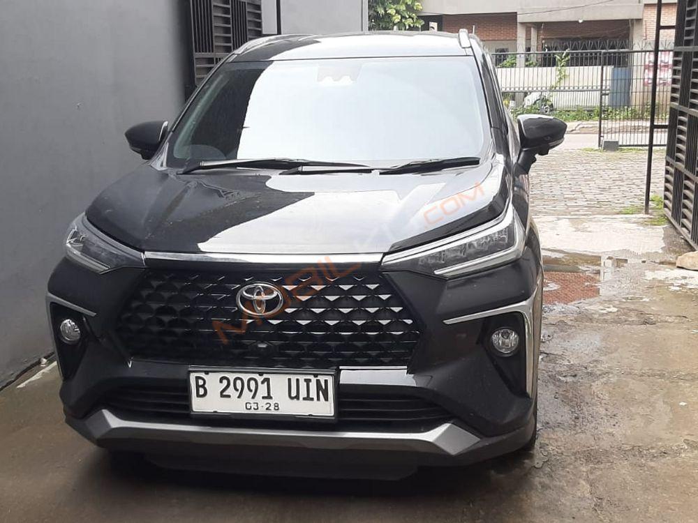 Mobil Toyota bZ4X 2023