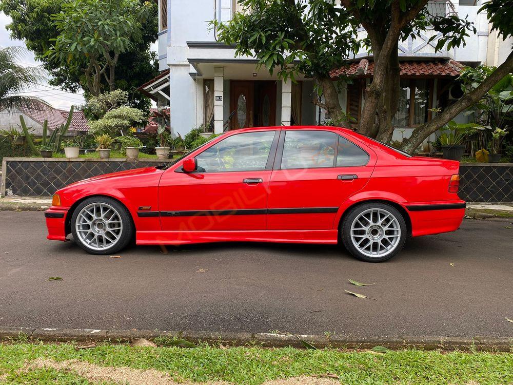 Mobil BMW 3 Series 1996