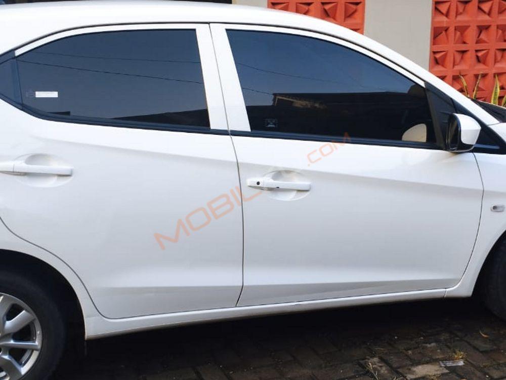 Mobil Honda Brio 2021