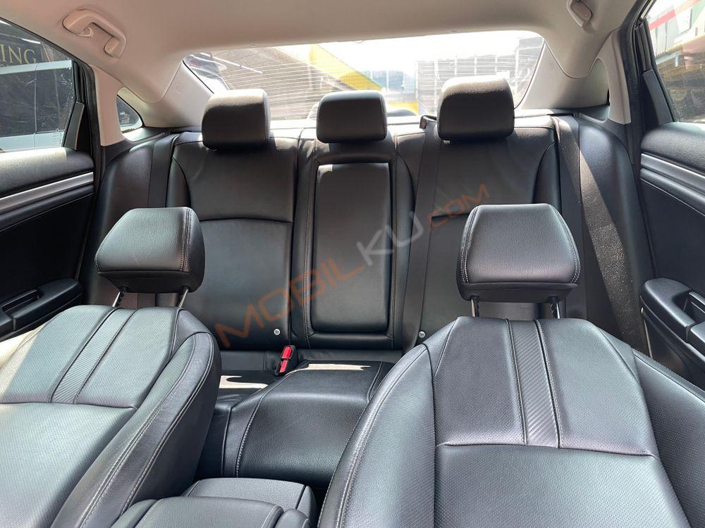 Mobil Honda Civic Sedan 2017