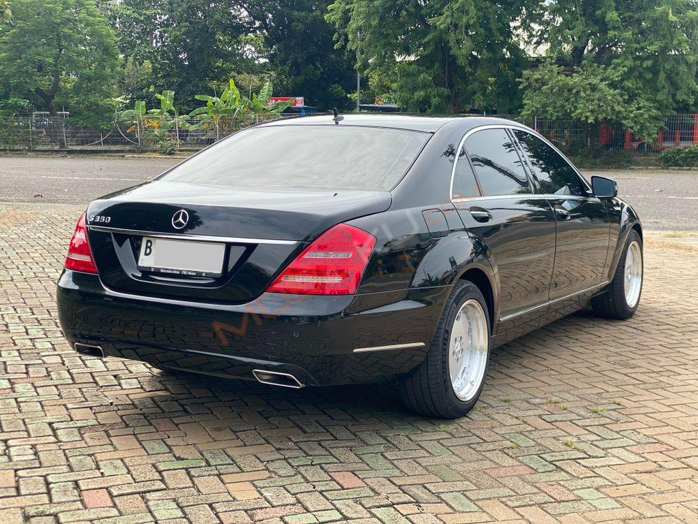 Mobil Mercedes-Benz S-Class 2011