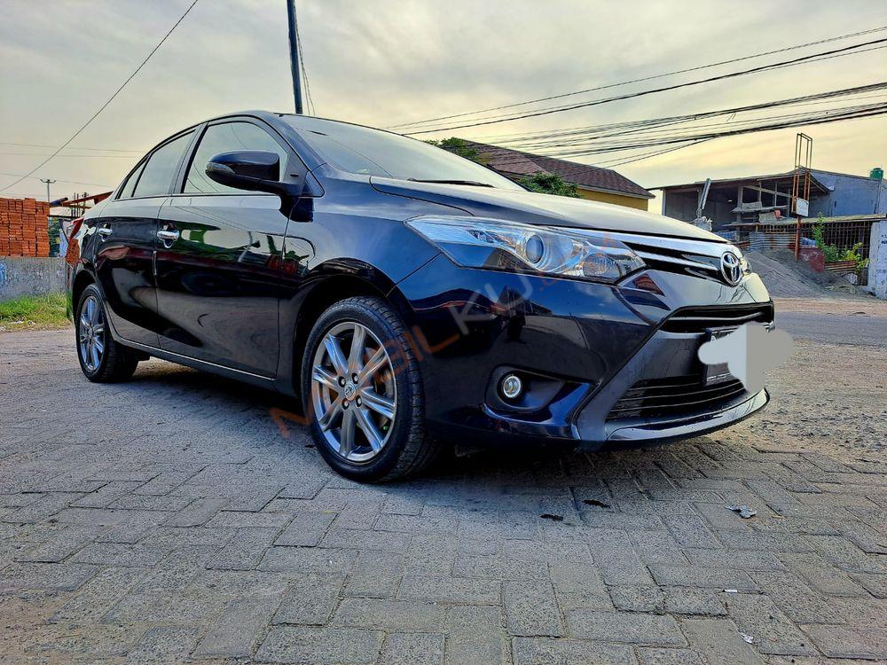 Mobil Toyota Vios 2014