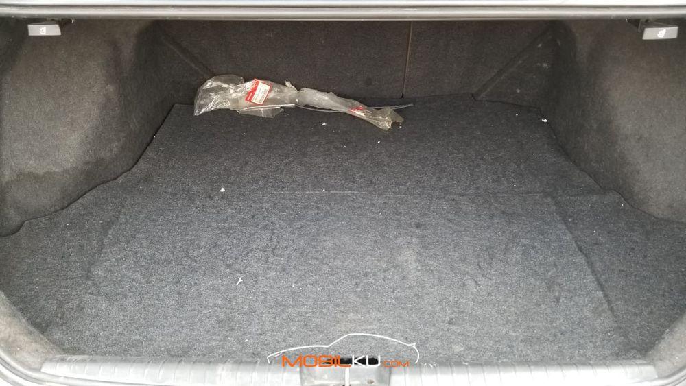 Mobil Honda Civic Sedan 2008