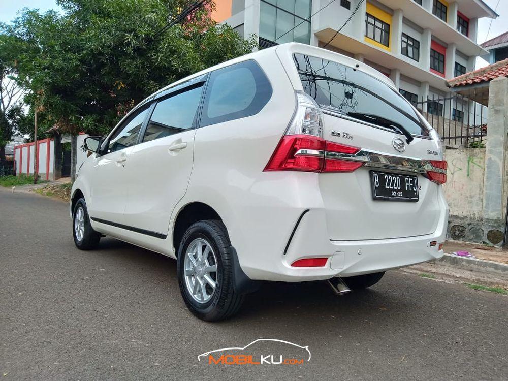 Mobil Daihatsu Xenia 2019