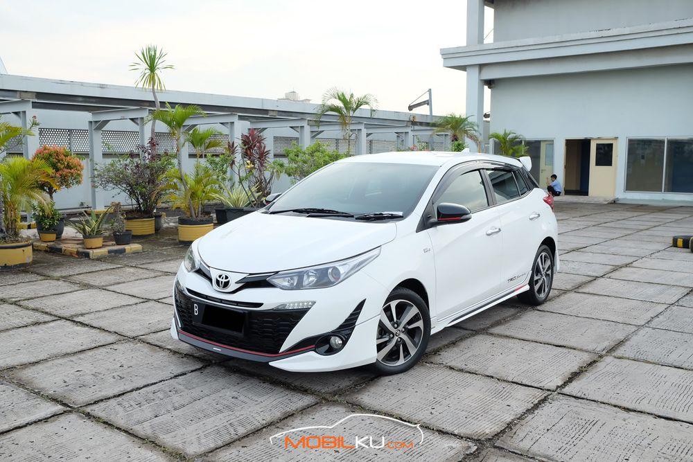 Mobil Toyota Yaris 2019