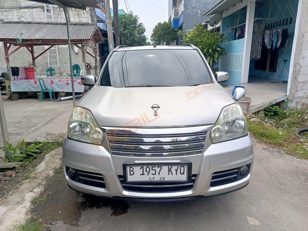 Mobil Nissan X-Trail 2009