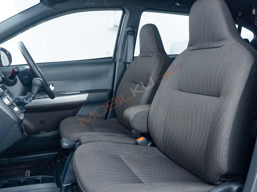 Mobil Toyota Calya 2023