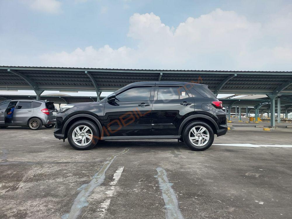 Mobil Toyota Raize 2022