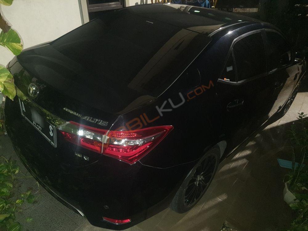 Mobil Toyota Corolla 2017