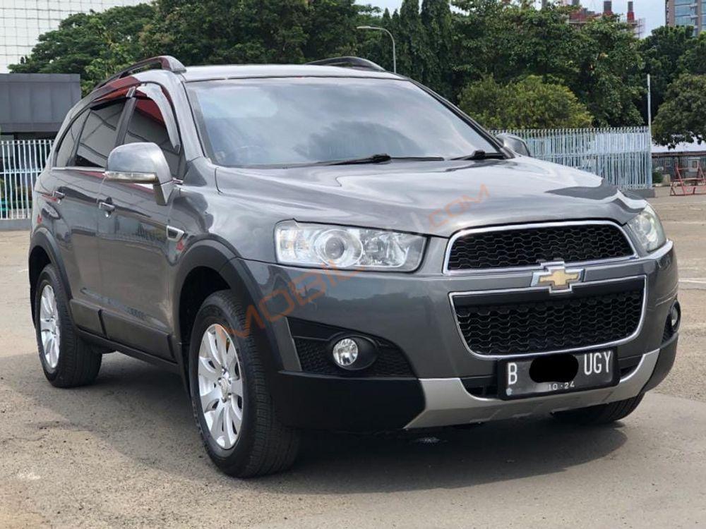 Mobil Chevrolet Captiva 2011