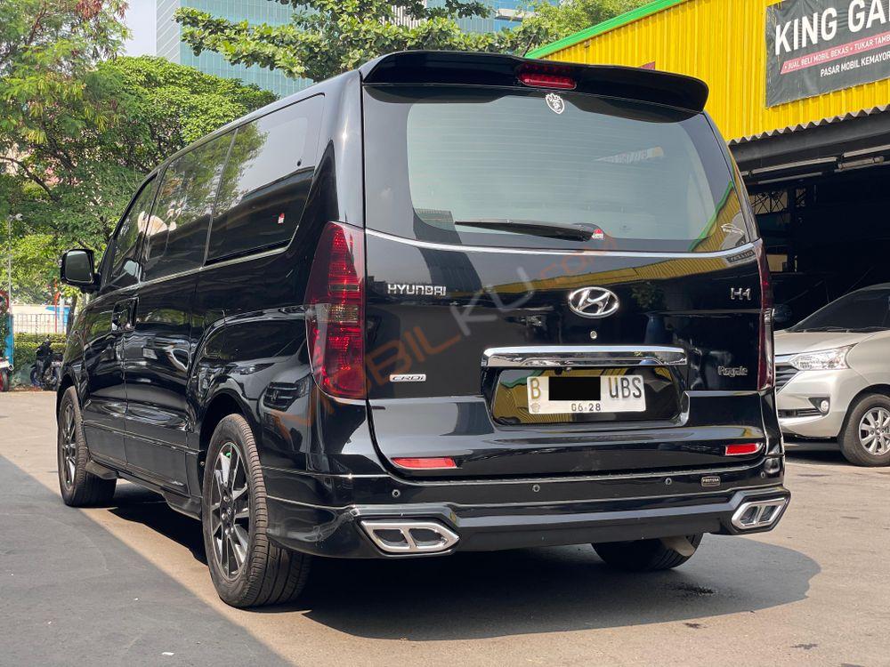 Mobil Hyundai H-1 2018