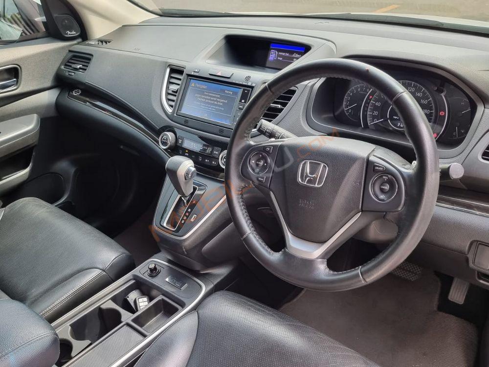 Mobil Honda CR-V 2016