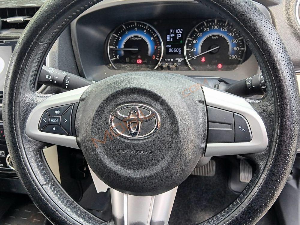 Mobil Toyota Rush 2022