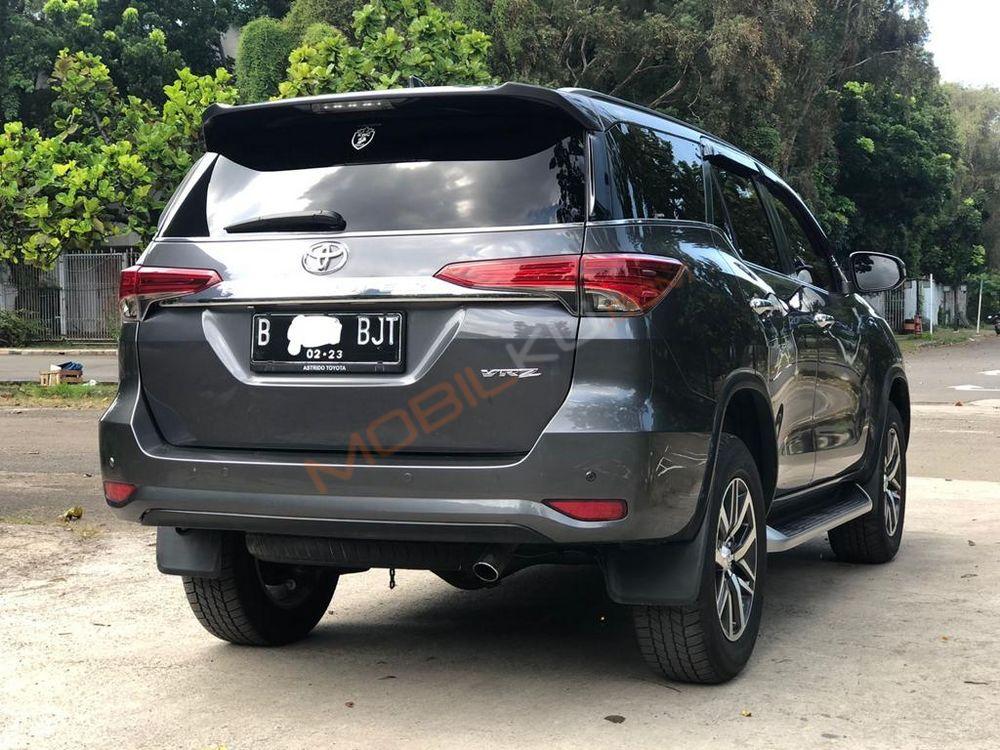 Mobil Toyota Fortuner 2017