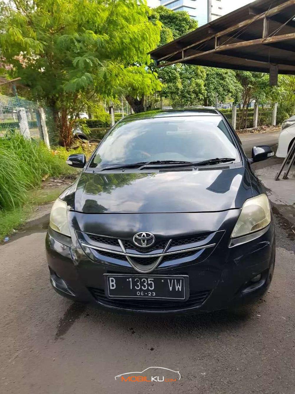Mobil Toyota Vios 2008