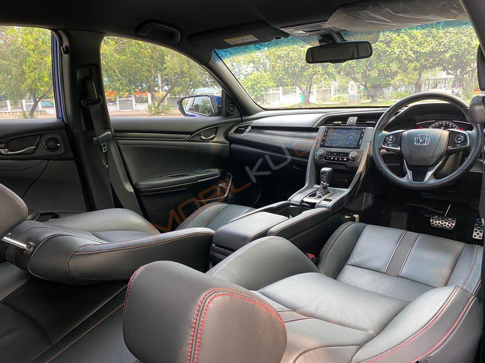 Mobil Honda Civic Hatchback 2021