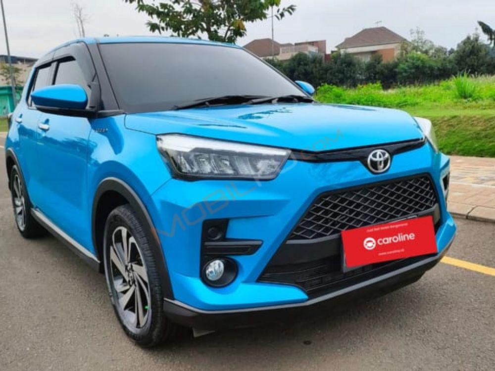 Mobil Toyota Raize 2021