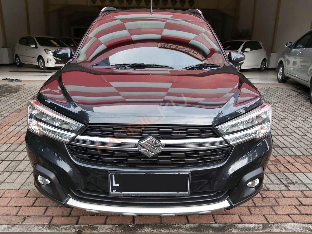 Mobil Suzuki XL7 2021