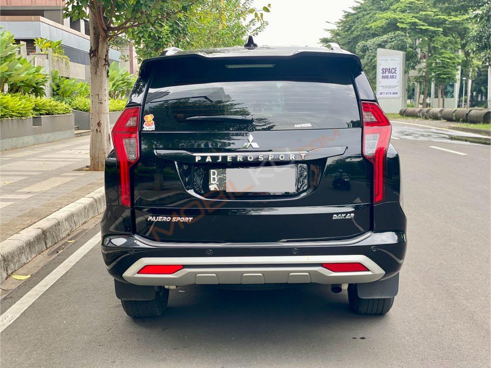 Mobil Mitsubishi Pajero Sport 2022