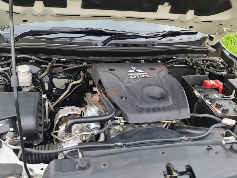 Mobil Mitsubishi Pajero Sport 2021