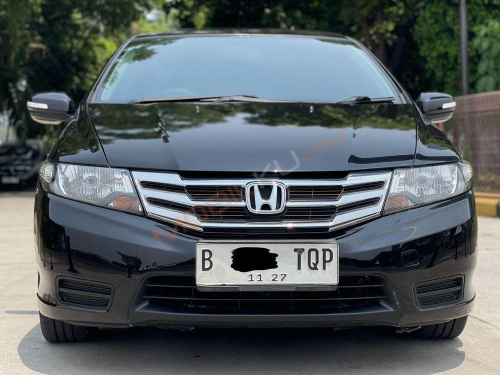 Mobil Honda City Sedan 2012