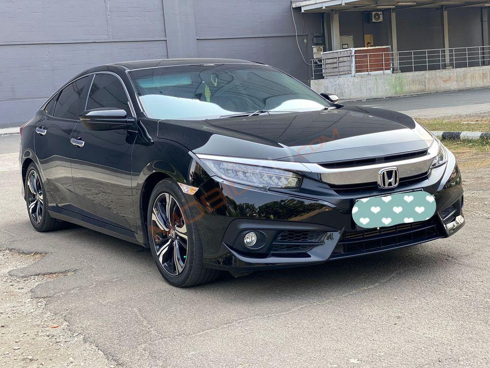 Mobil Honda Civic Sedan 2017