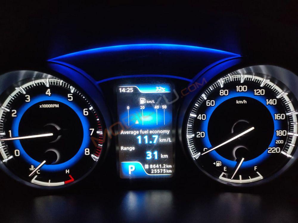 Mobil Suzuki Baleno 2019