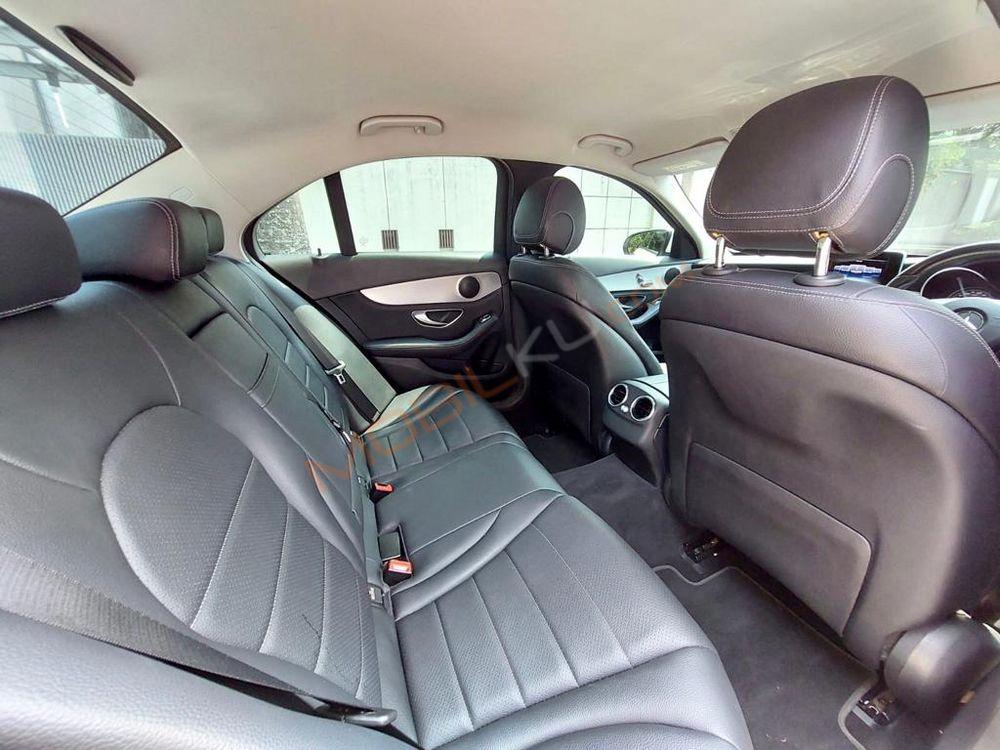 Mobil Mercedes-Benz C-Class 2016
