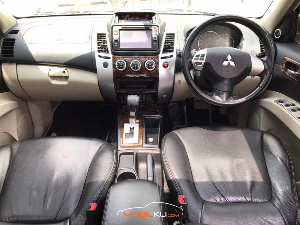 Mobil Mitsubishi Pajero Sport 2014