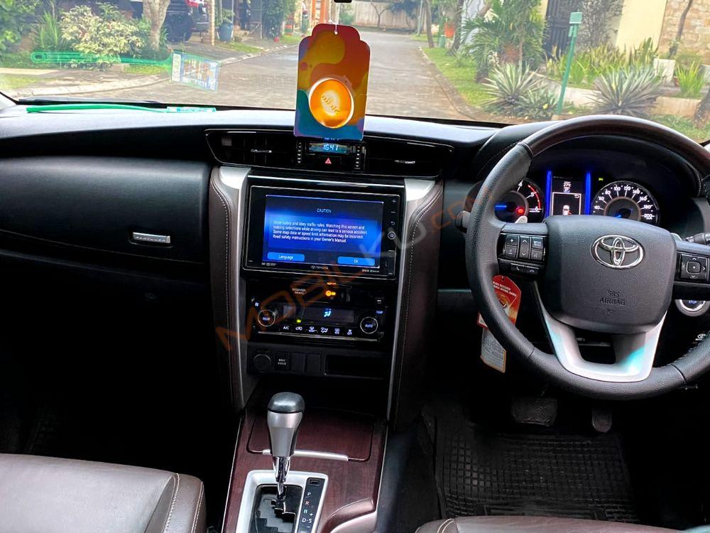 Mobil Toyota Fortuner 2016
