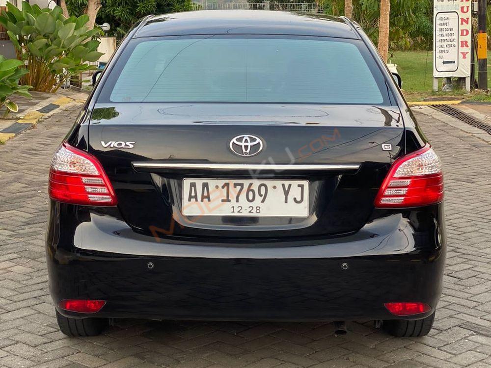 Mobil Toyota Vios 2012