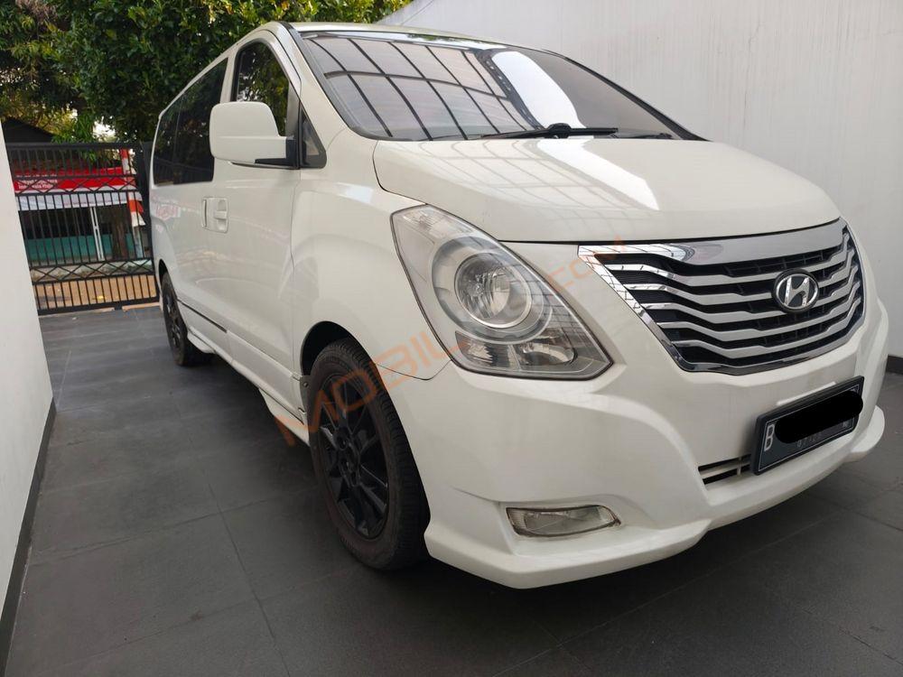 Mobil Hyundai H-1 2016