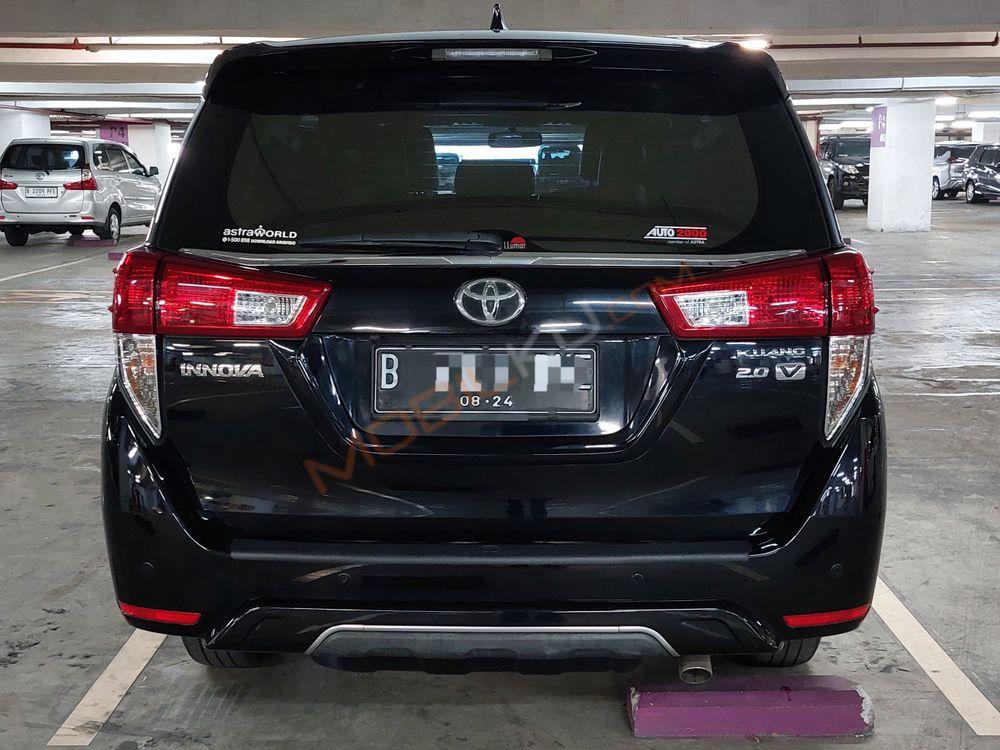 Mobil Toyota Kijang Innova 2019
