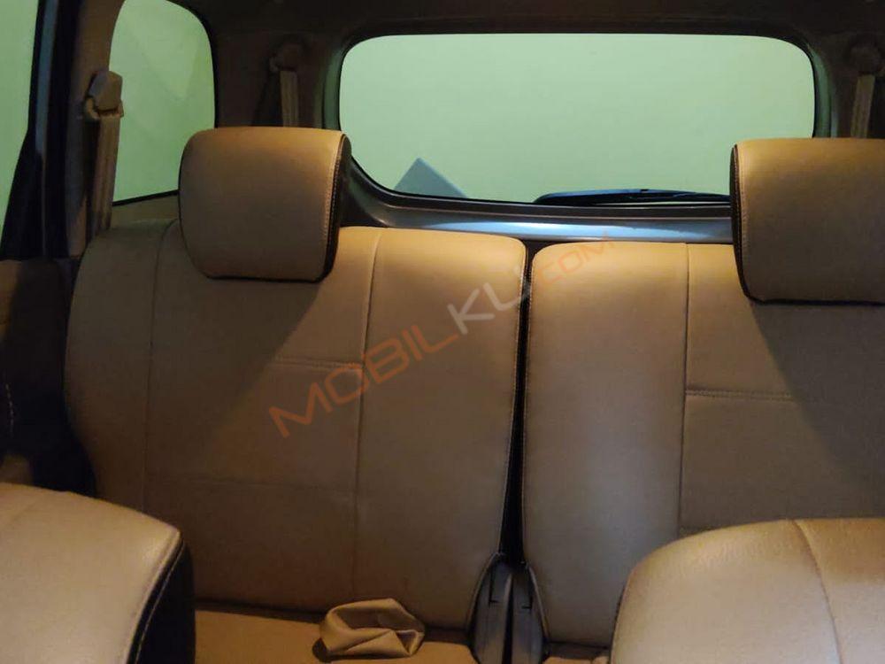 Mobil Toyota Avanza 2014