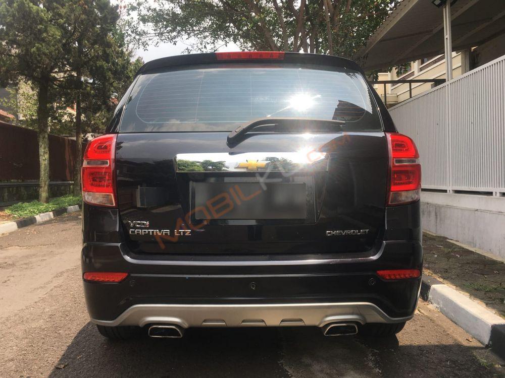 Mobil Chevrolet Captiva 2016