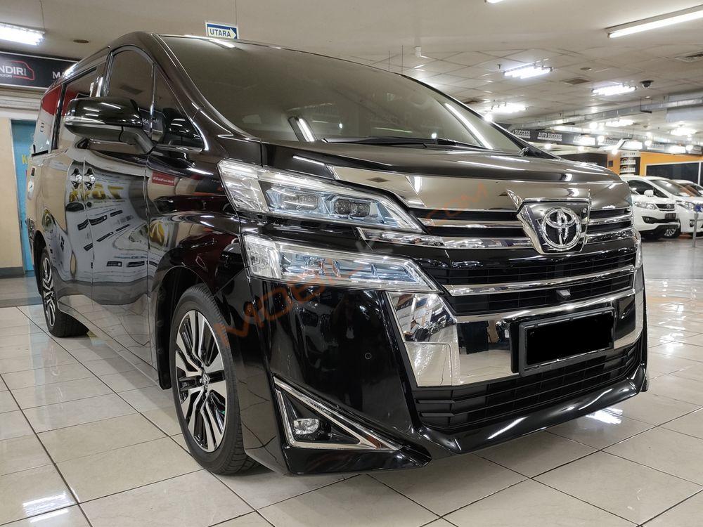 Mobil Toyota Vellfire 2019