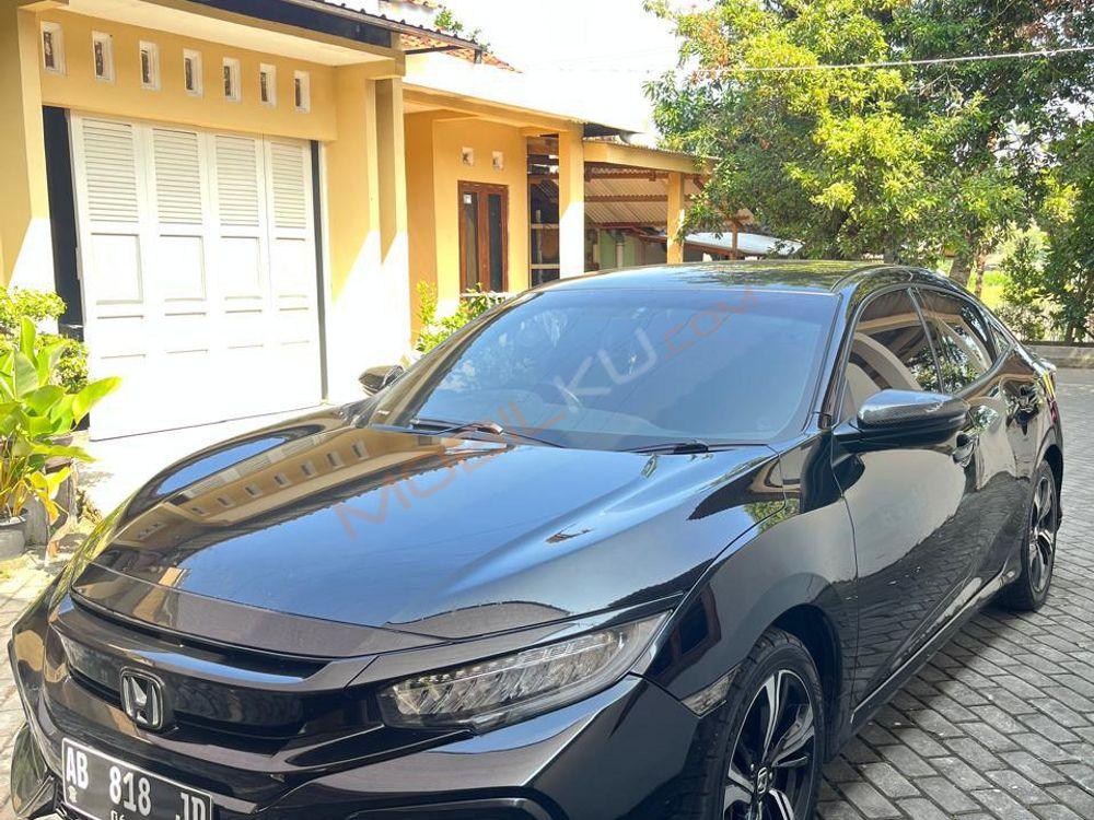Mobil Honda Civic Hatchback 2019