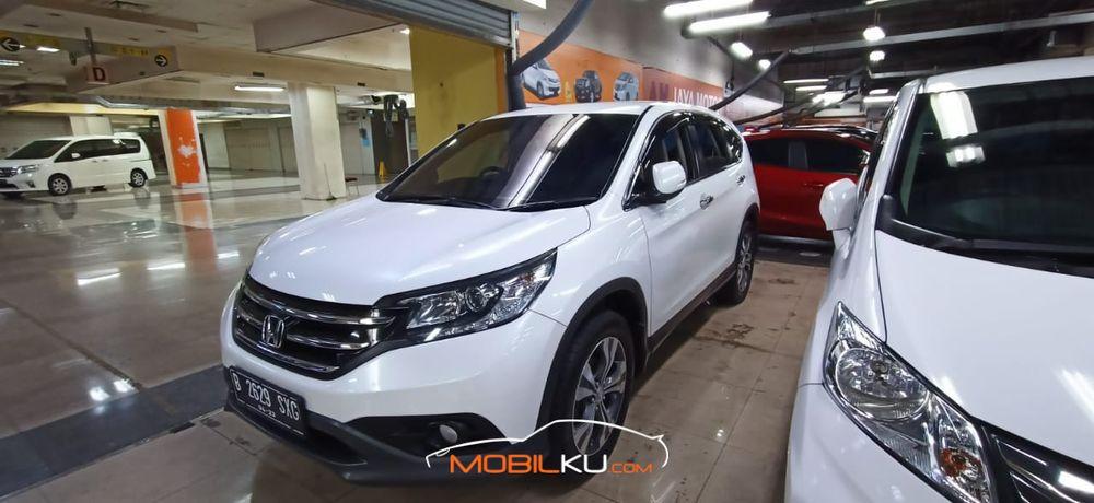 Mobil Honda CR-V 2012