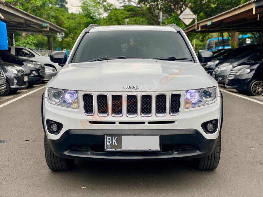 Mobil Jeep Compass 2013