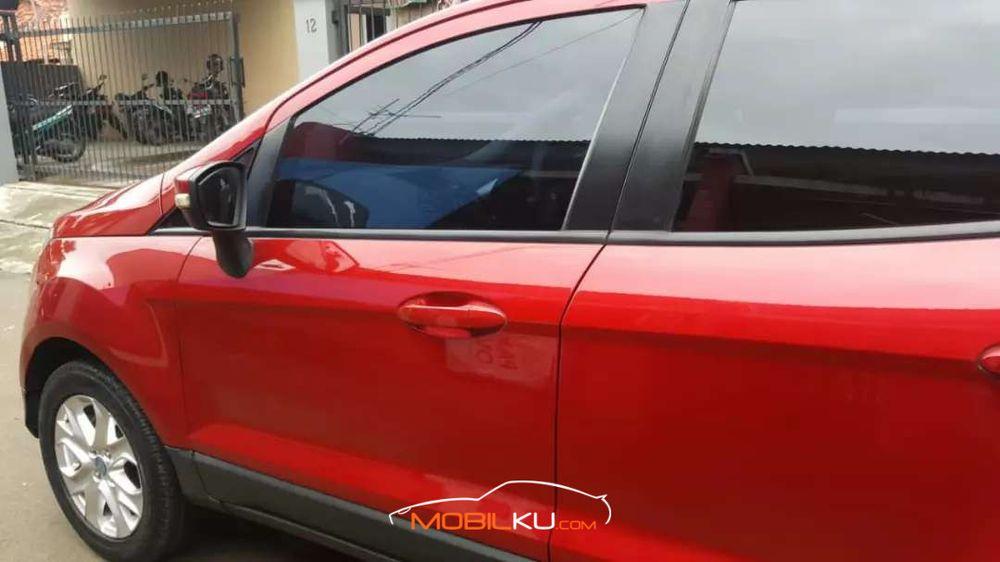 Mobil Ford EcoSport 2015