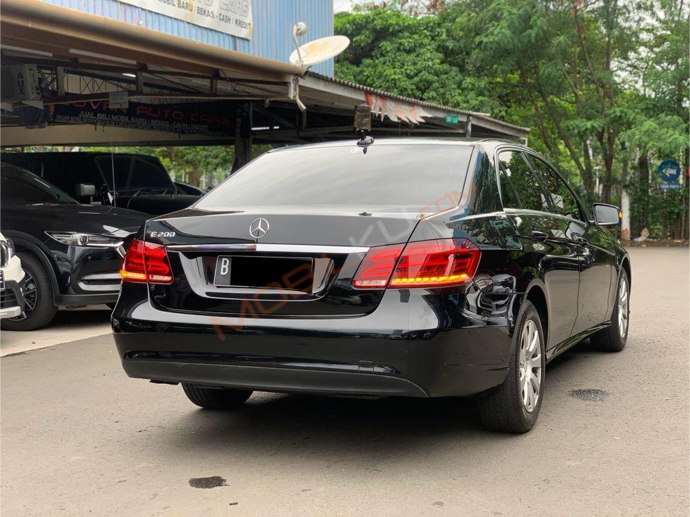 Mobil Mercedes-Benz E-Class 2016