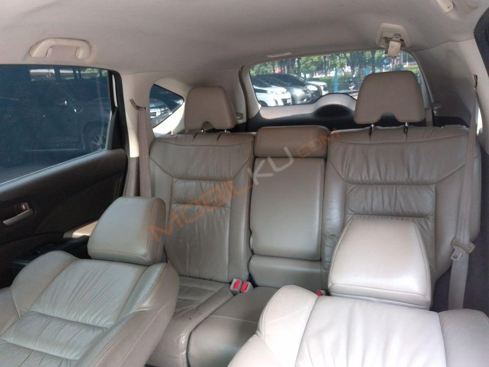 Mobil Honda CR-V 2012