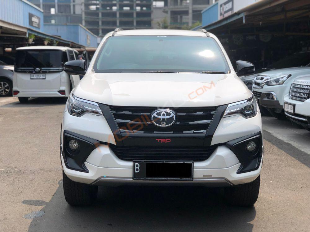 Mobil Toyota Fortuner 2019