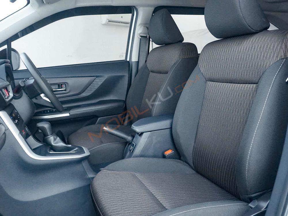 Mobil Toyota Avanza 2022