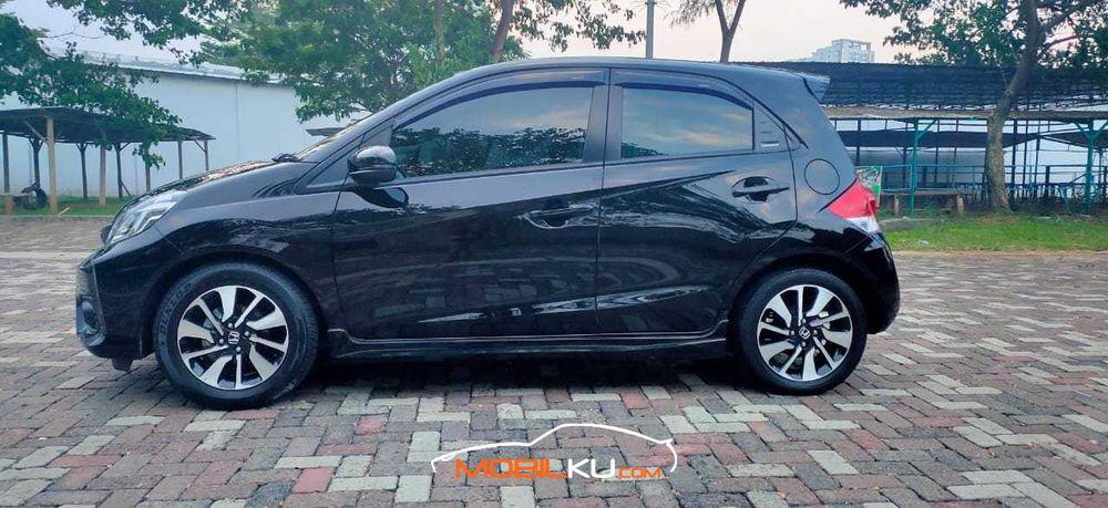 Mobil Honda Brio 2016