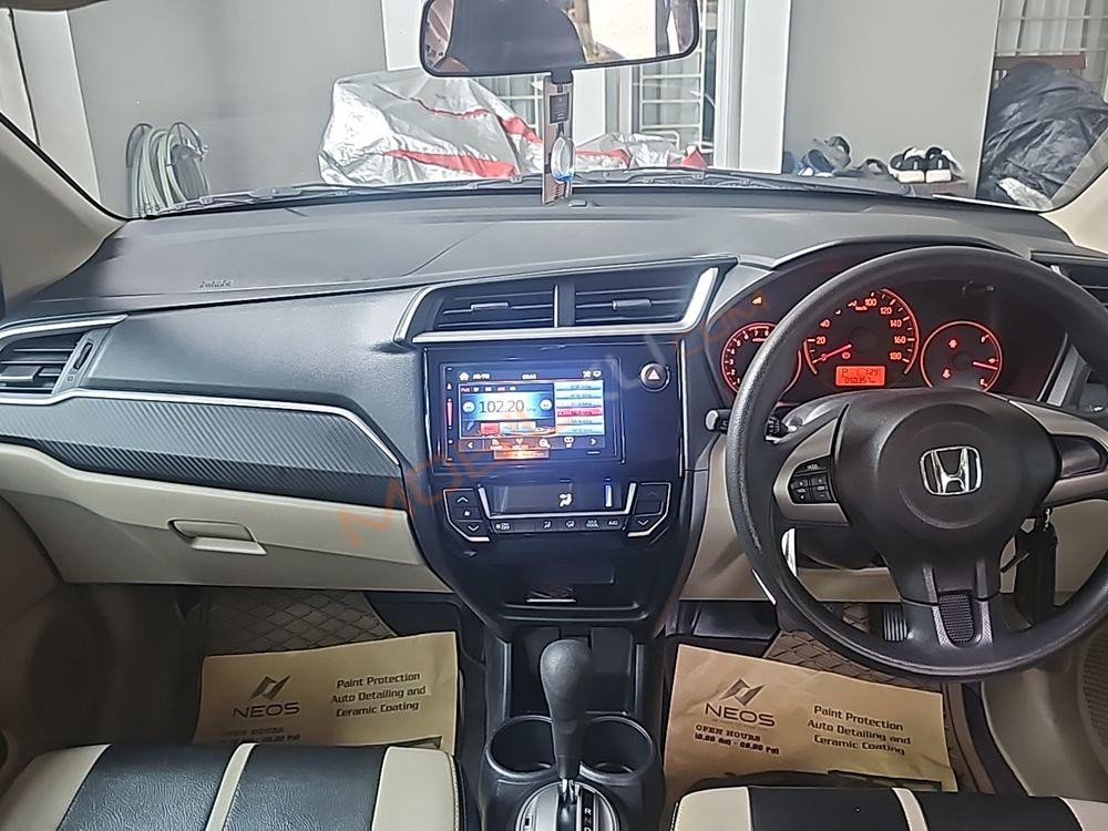 Mobil Honda Brio 2017