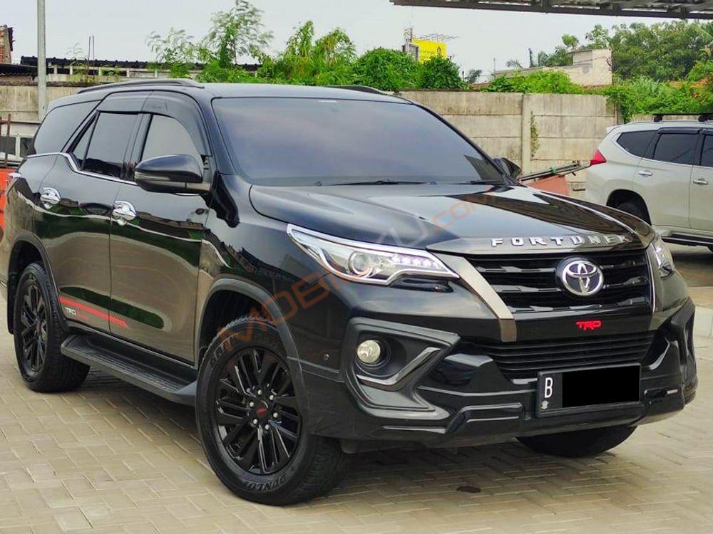 Mobil Toyota Fortuner 2020