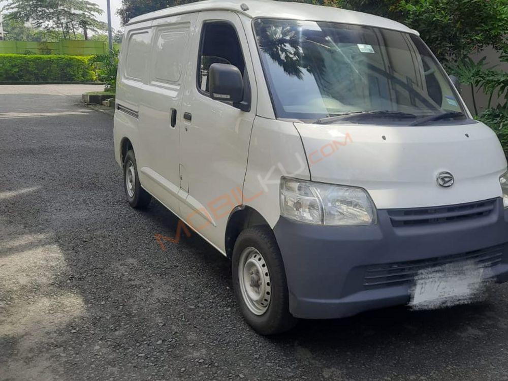 Mobil Daihatsu Gran Max 2019